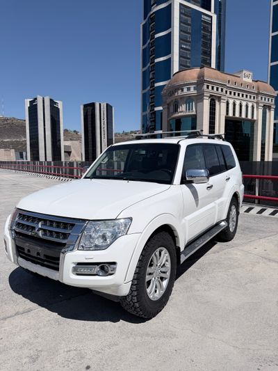 MITSUBISHI MONTERO 2016