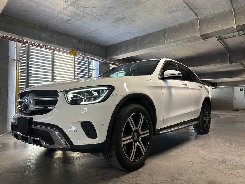 MERCEDES-BENZ GLC 300 2020